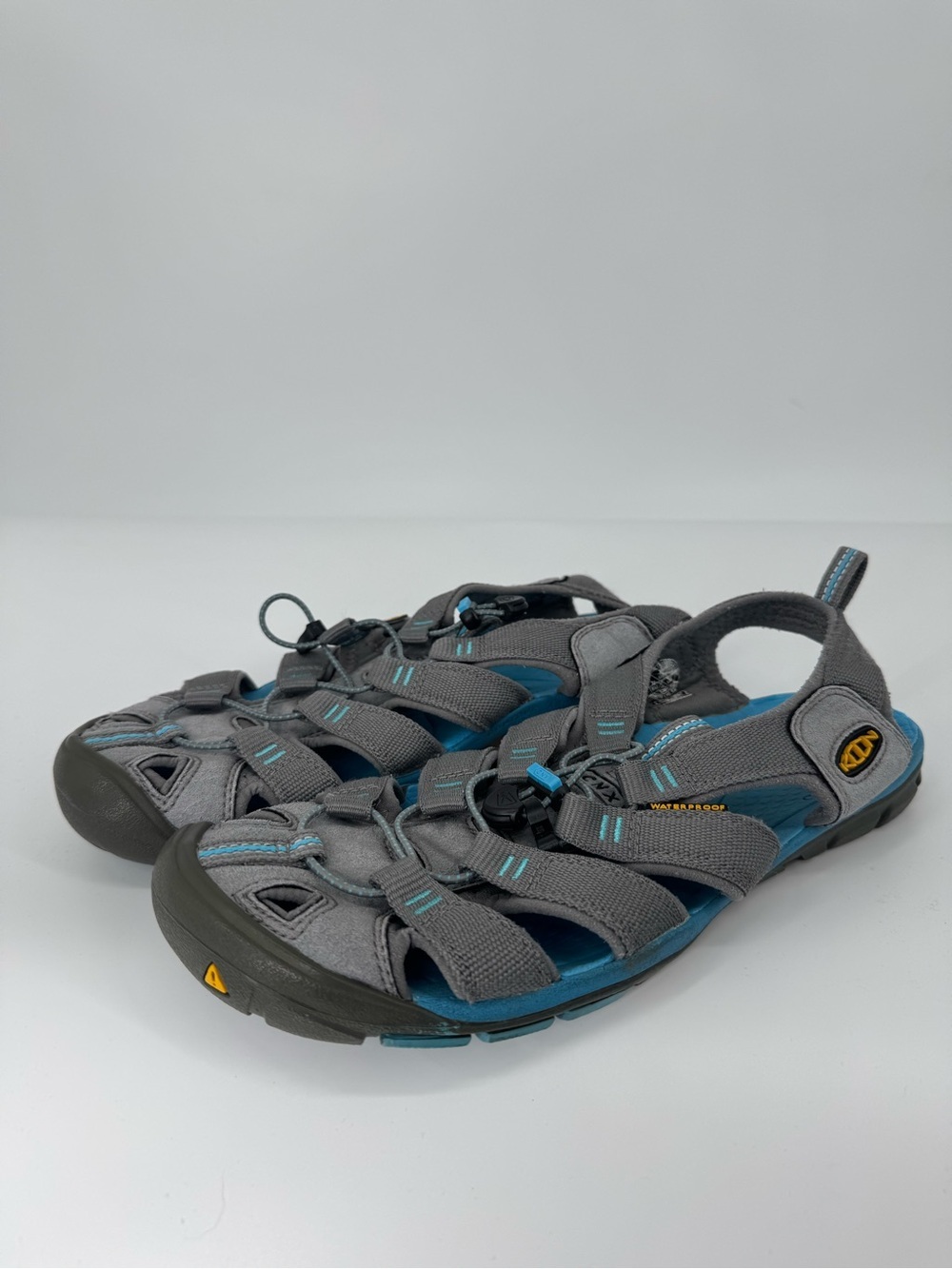 KEEN Water Sport Sandals Gray Blue Hiking Outdoor Gorpcore Women’s Shoes Size 11